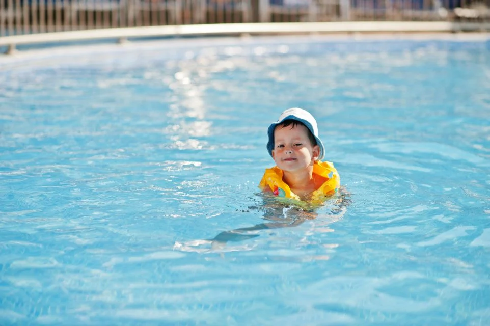 Erste Hilfe im Sommer: Sicher und unbeschwert unterwegs